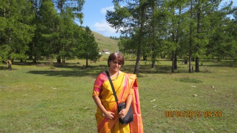 The Ar Davhar camp in the background