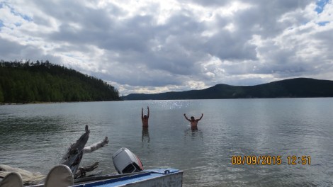 Yes, I am married to a crazy man who loves to swim even in icy cold water !