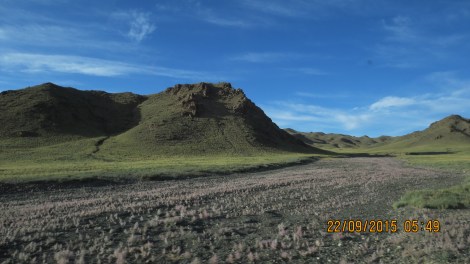 Stunning views on the way to the Bayanzag Area