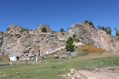 Now spot the Tovkhon Khiid monastery ... its a small bluish green speck amidst the small hill. 