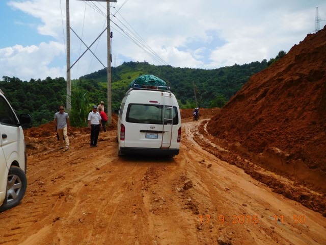Second landslide where our van skidded too!!