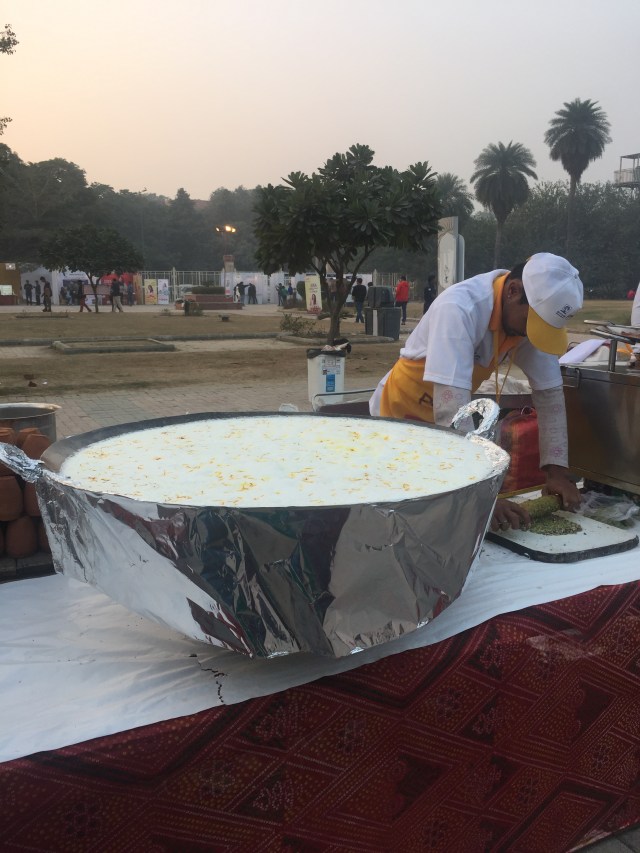 The "hot" milk with pista... but the weather is not so cold yet !!