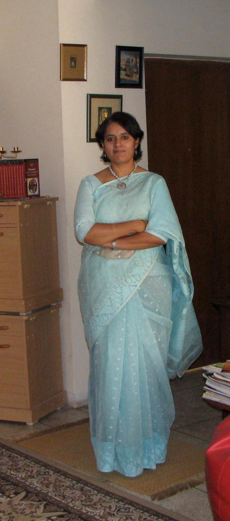 Dakhai Jamdani - blue