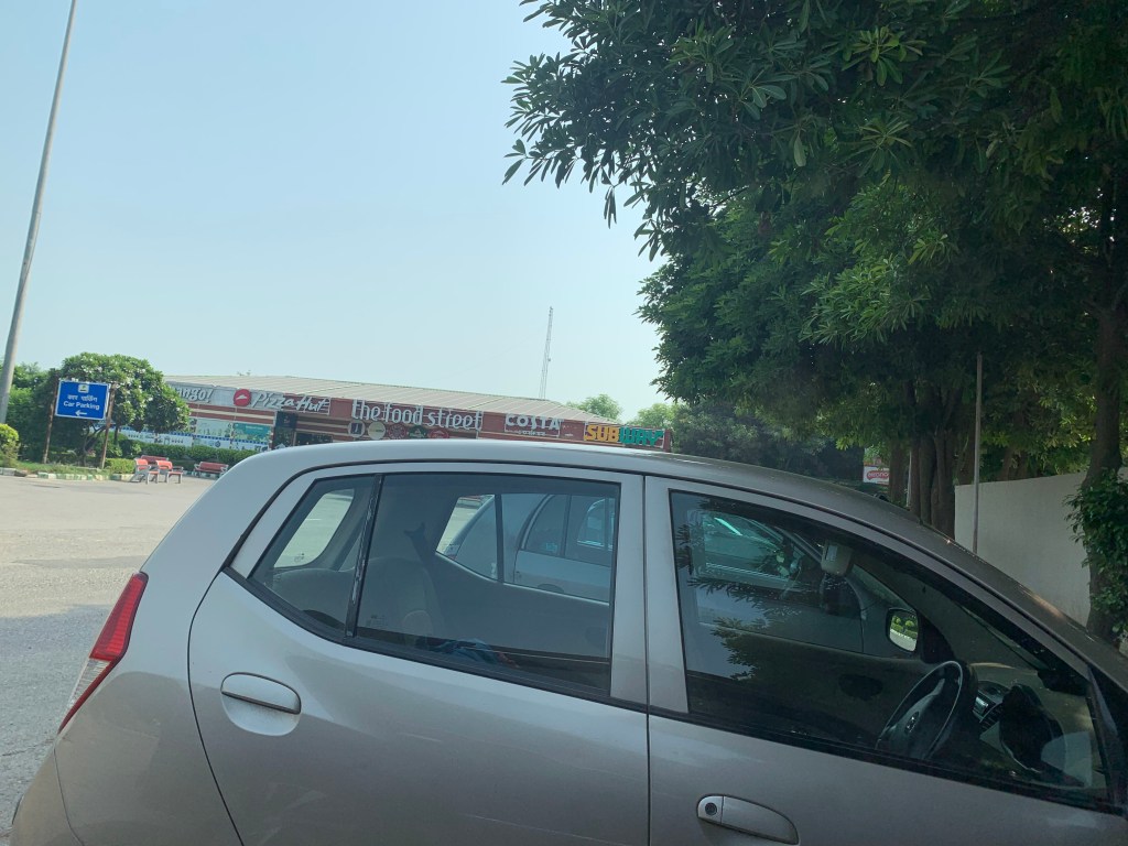 Gurgaon to Lucknow