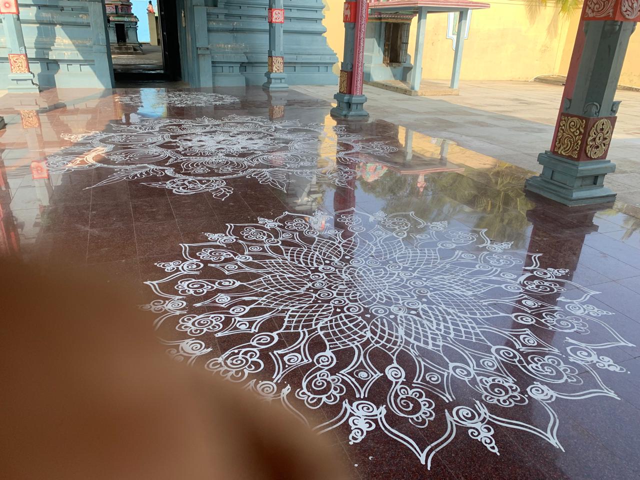 Stunning Kolam, Divya Desam